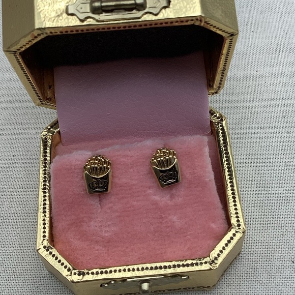 Juicy Couture French Fries Gold Stud Earrings - Picture 1 of 5